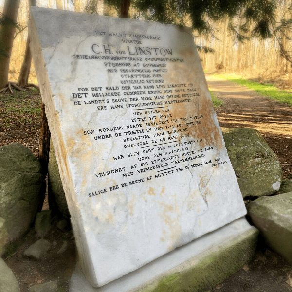 Linstows gravsted i Folehaveskoven